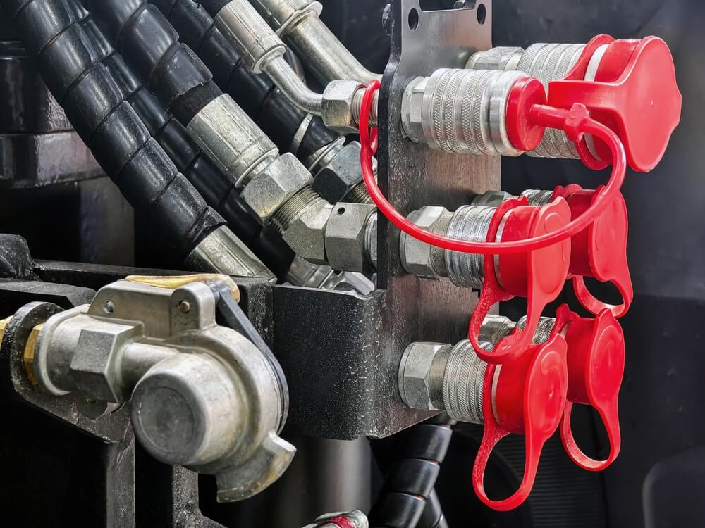 Hydraulic hose repairs for trucks and tippers